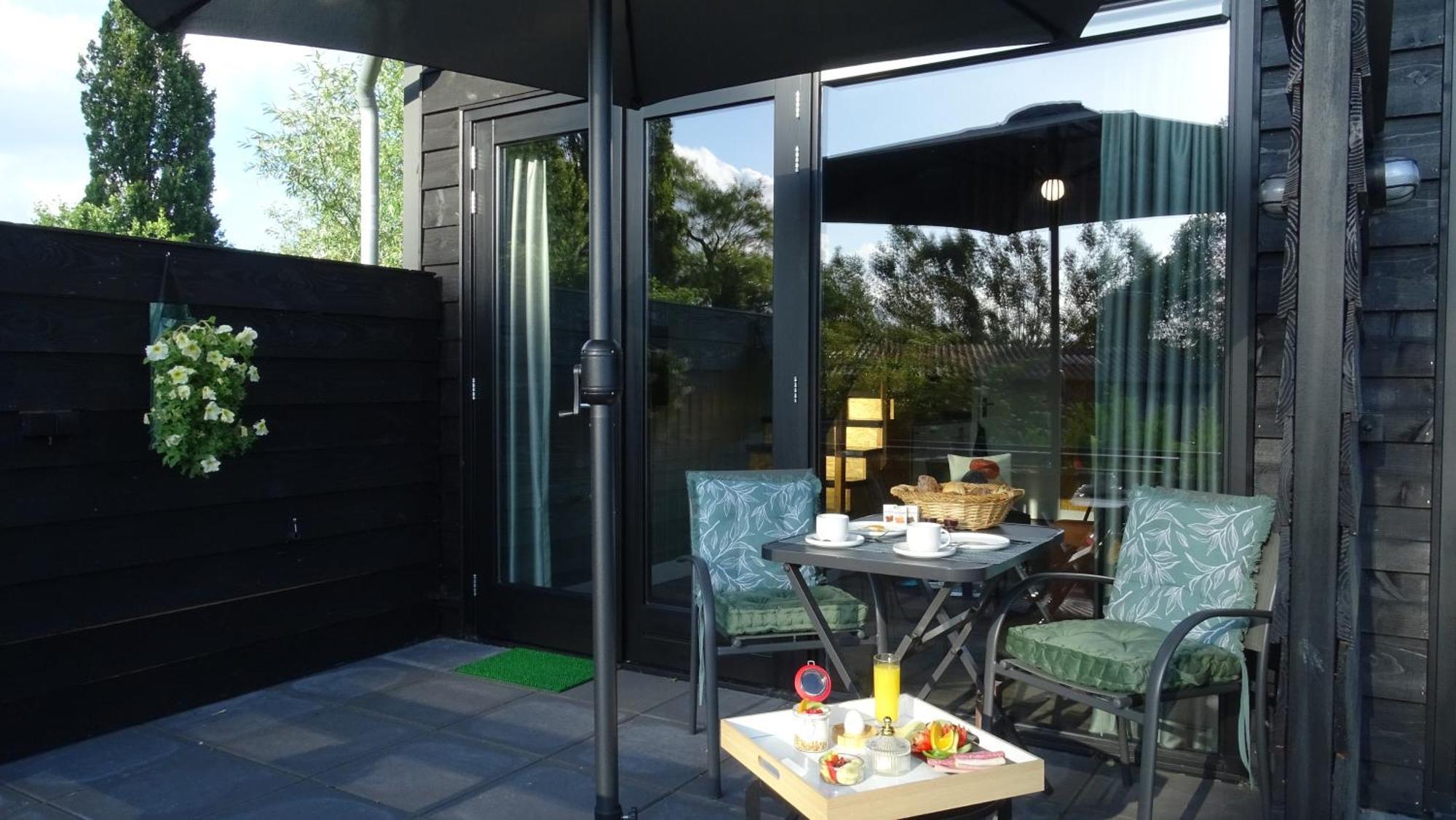 Mimosa Bed & Breakfast In Ijsselmuiden Екстериор снимка